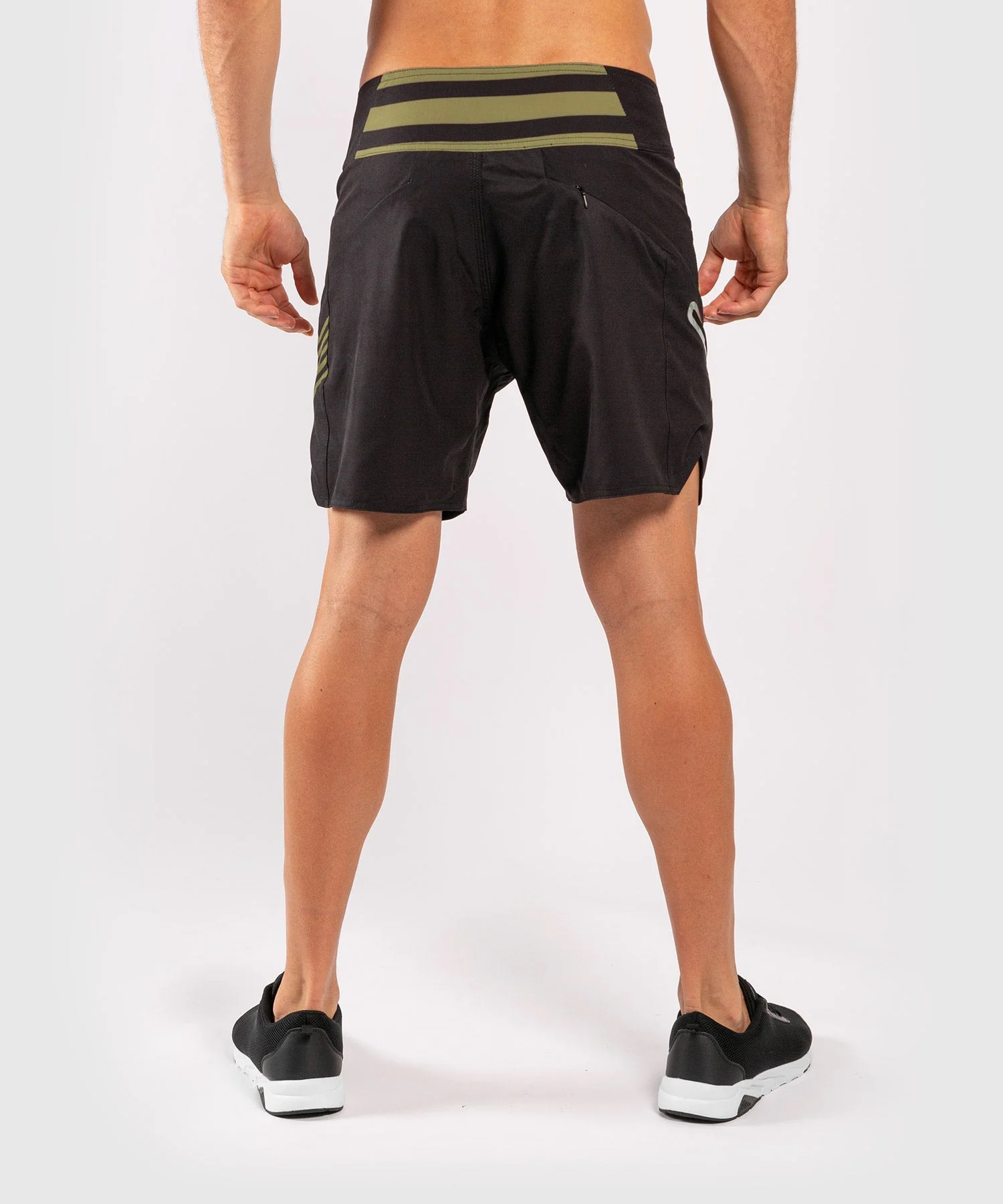 Badeshorts Venum Cargo - Schwarz/Grün - Image 4