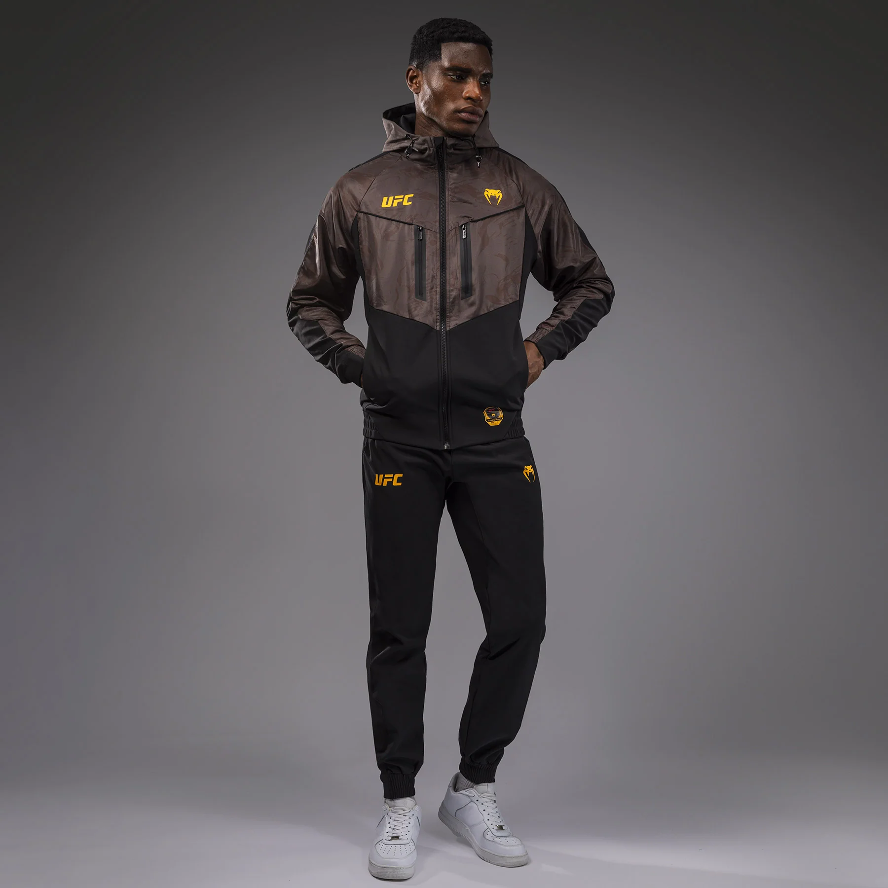 UFC Fusion by Venum Fight Week Herren Zip Hoodie - Erdiges Braun - Image 9
