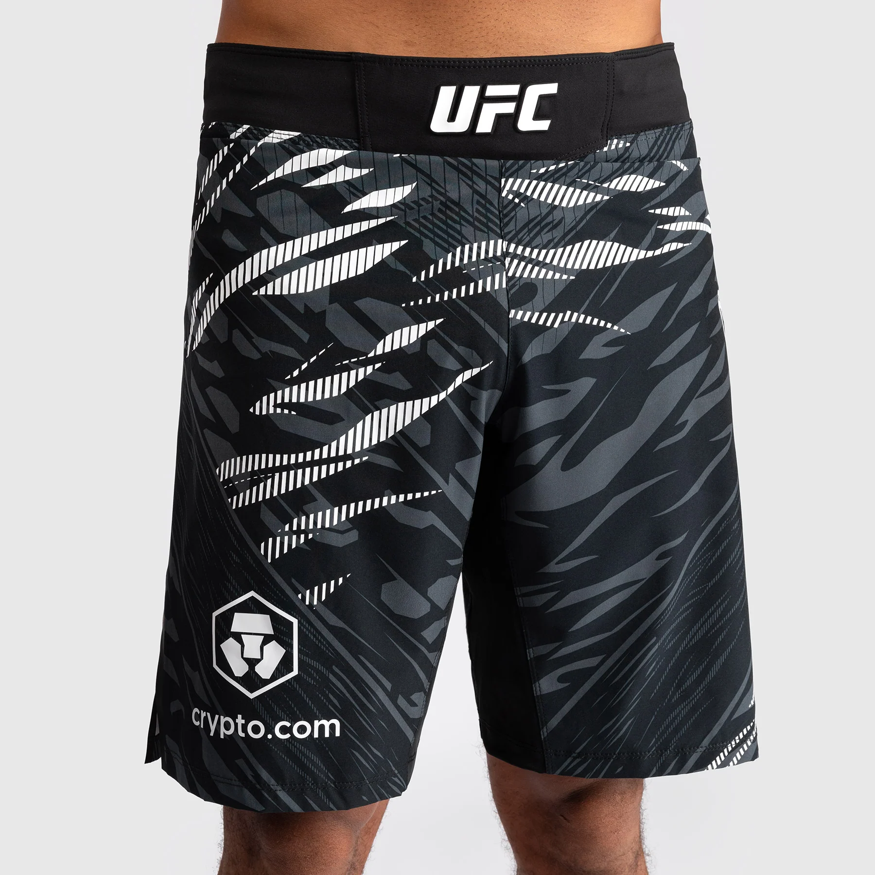 UFC Fusion by Venum Personalized Authentic Fight Night Herren Fight Short - Long Fit - Schwarz - Image 5