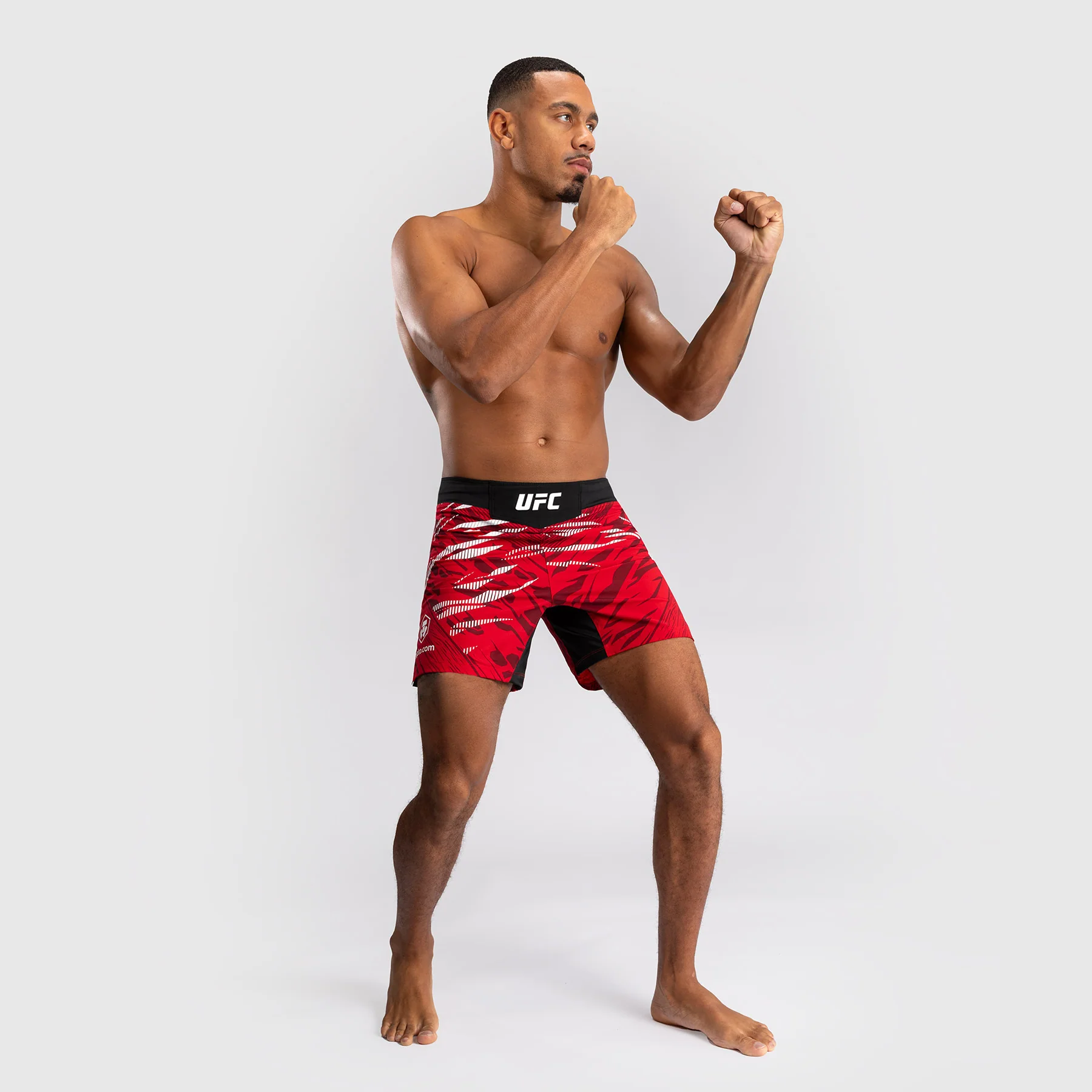 UFC Fusion by Venum Personalized Authentic Fight Night Herren Fight Short - Short Fit - Rot - Image 8