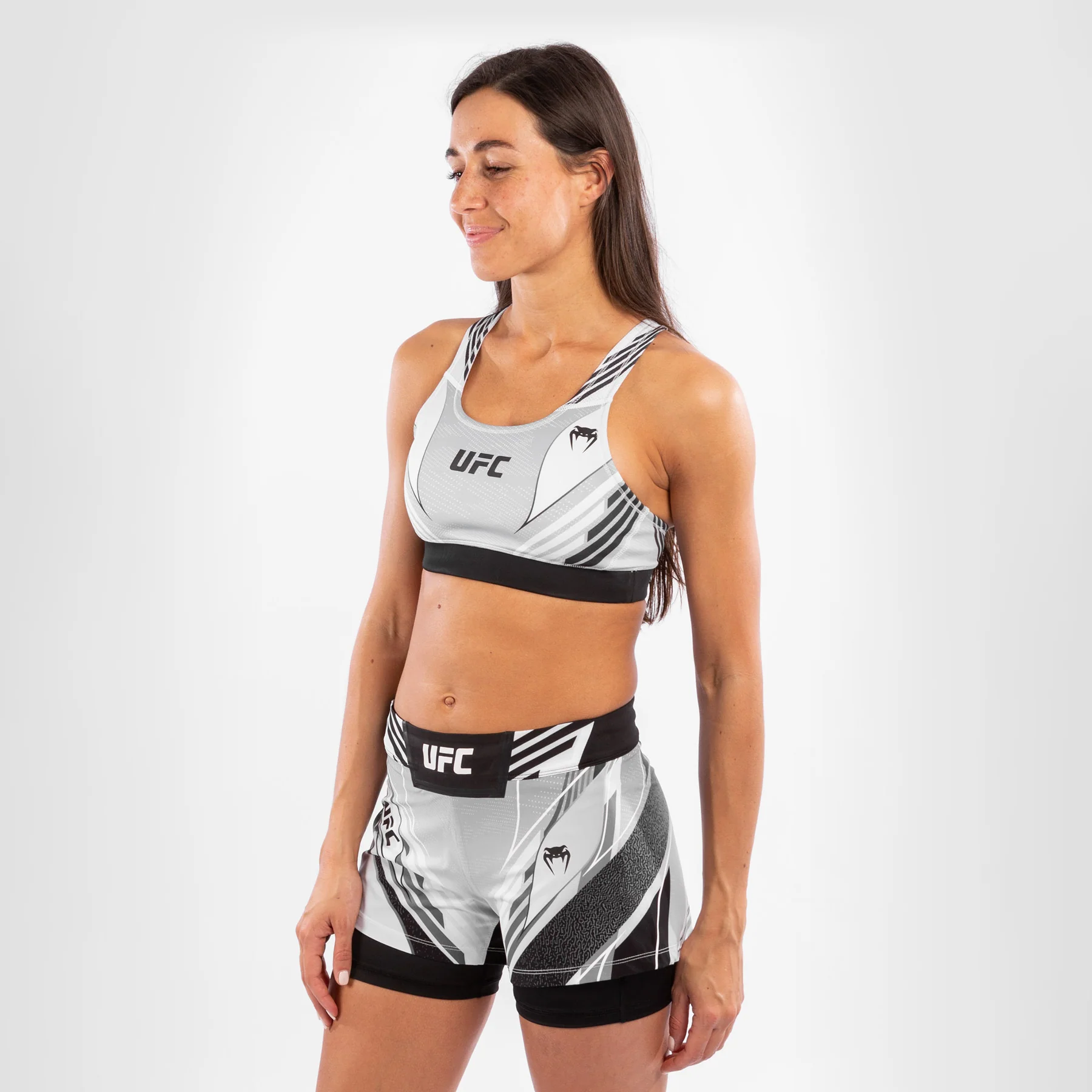 UFC Venum Authentic Fight Night Damen Sport-BH - Weiß - Image 3