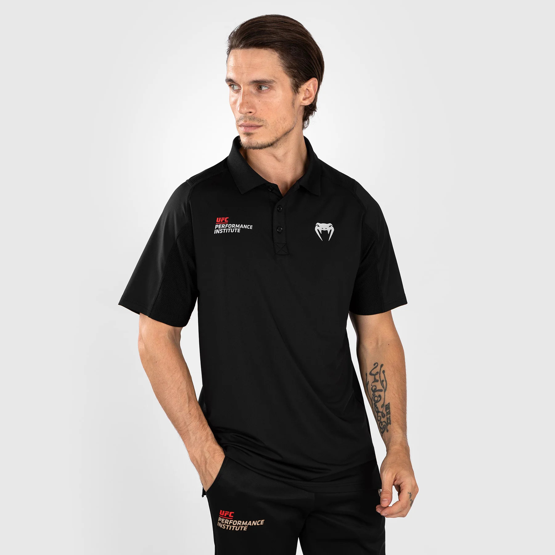 UFC Venum Performance Institute 2.0 Poloshirt für Männer - Schwarz/Rot - Image 7
