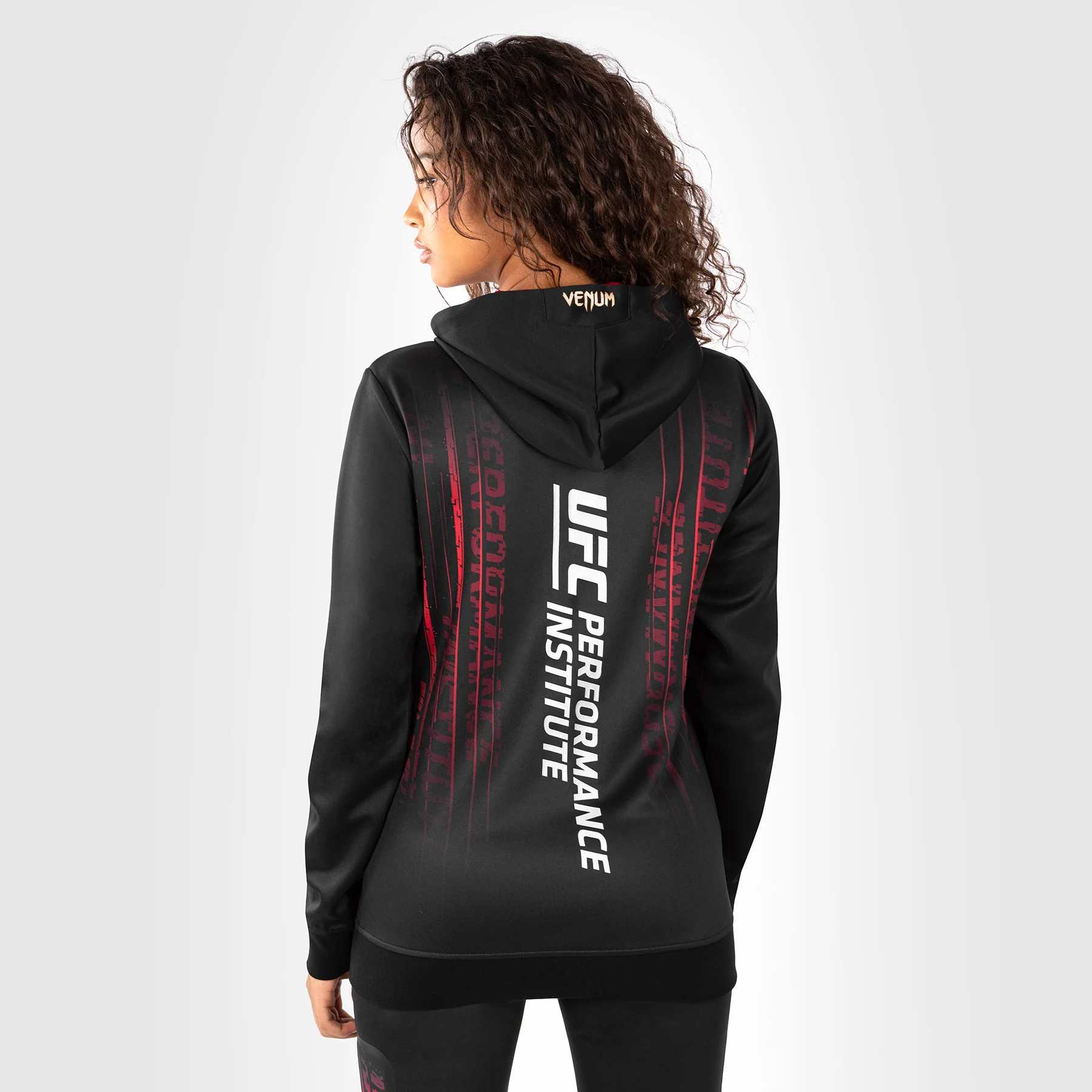 UFC Venum Performance Institute 2.0 Zip Hoodie für Frauen - Schwarz/Rot - Image 2