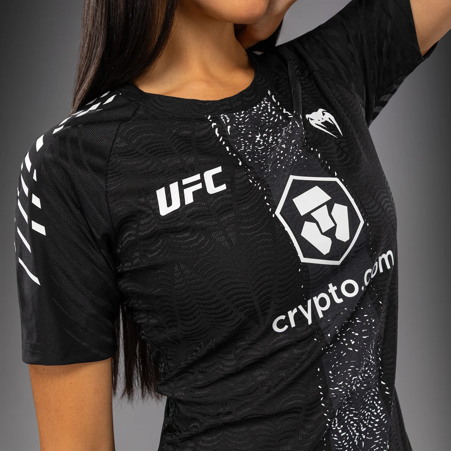 UFC Zenith by Venum Authentic Fight Night Offizielles Walkout-Trikot Damen - Schwarz - Image 3