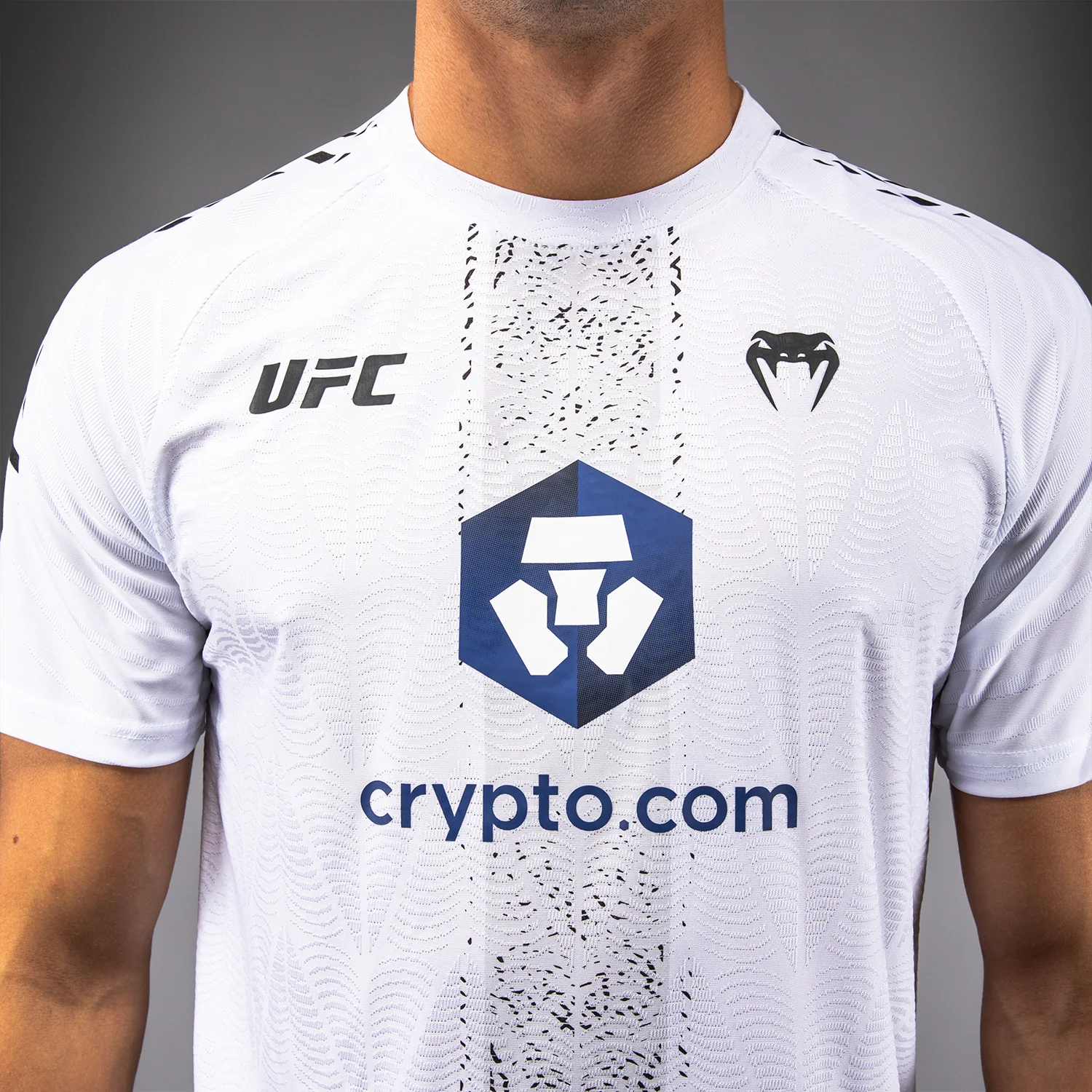 UFC Zenith by Venum Authentic Fight Night Offizielles Walkout-Trikot Herren - Weiß - Image 4