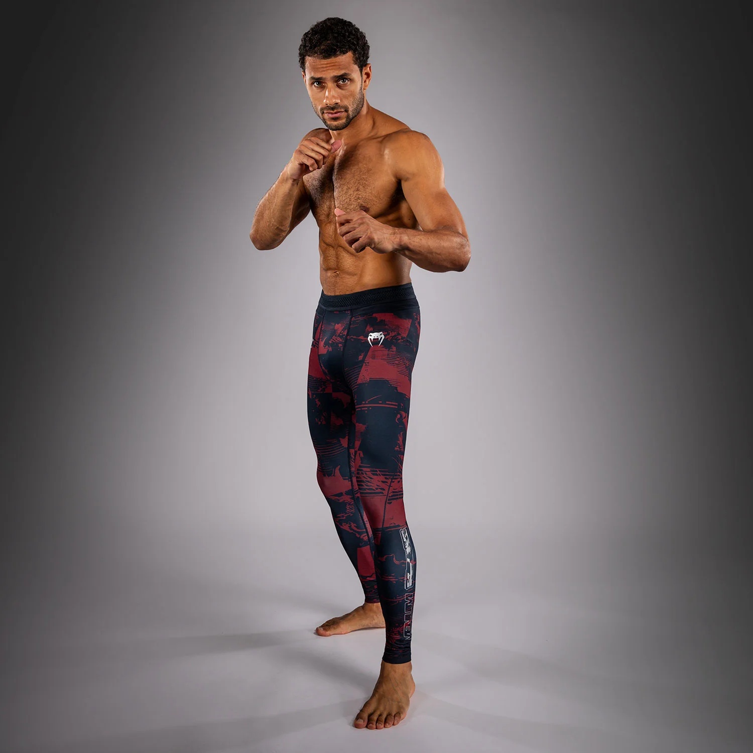 UFC Zenith by Venum Authentic Fight Week Performance Tight Herren - Marineblau/Burgunderrot/Silber - Image 6