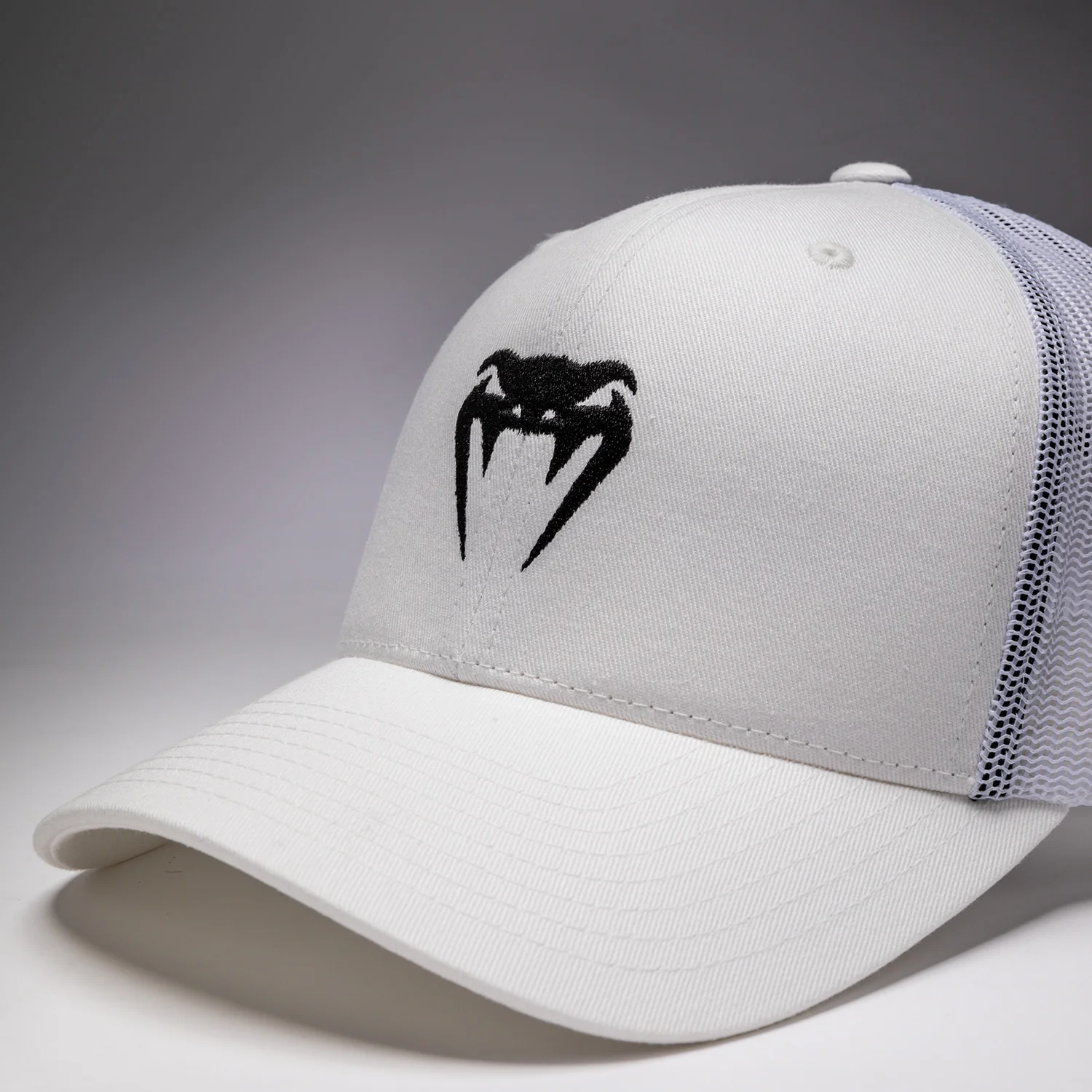 Venum Trucker Cap - Schneeweiß - Image 5
