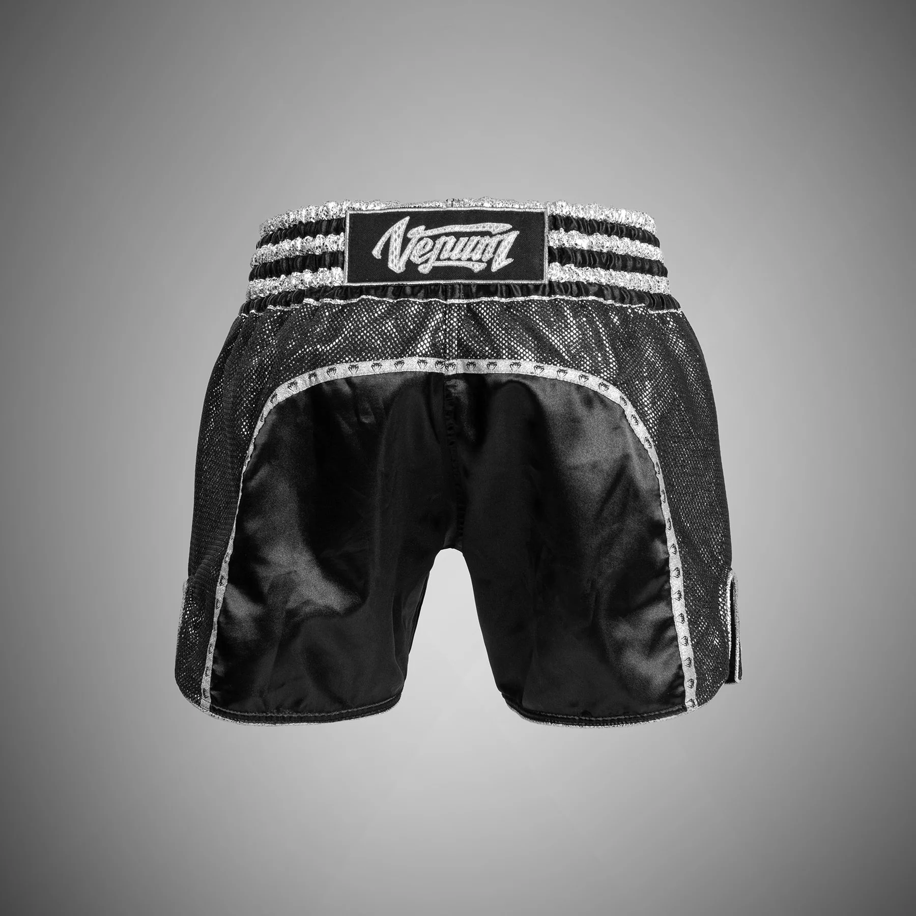 Venum Absolute 2.0 Muay Thai Shorts - Schwarz/Silber - Image 4