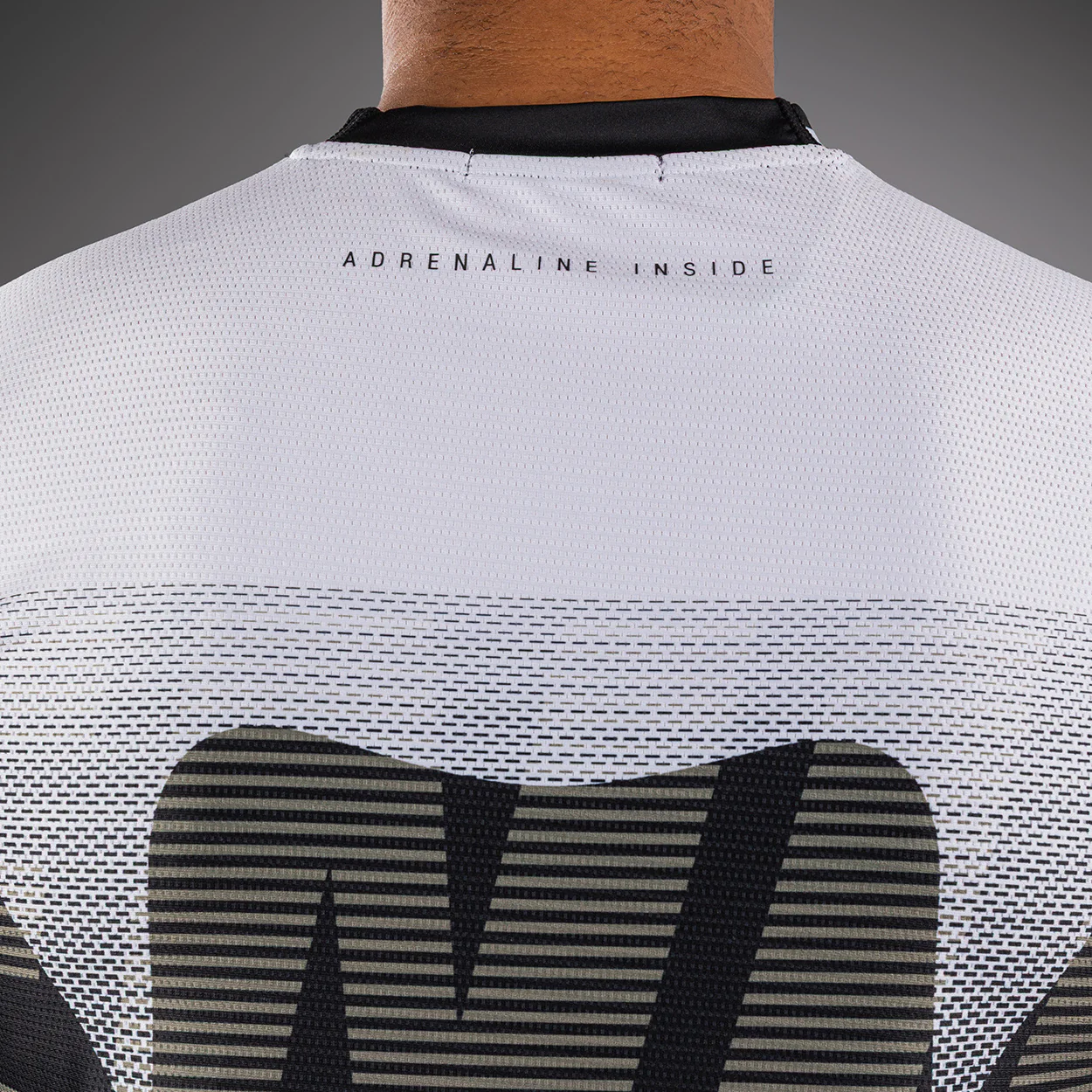 Venum Adrenaline Dry Tech T-Shirt – Schwarz/Sand - Image 4
