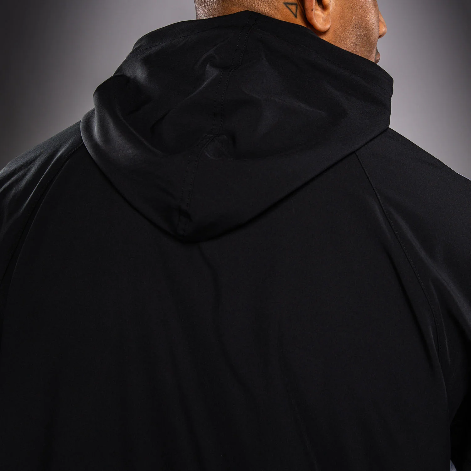 Venum Attack 90 Trainingsjacke – Weiß/Schwarz - Image 9