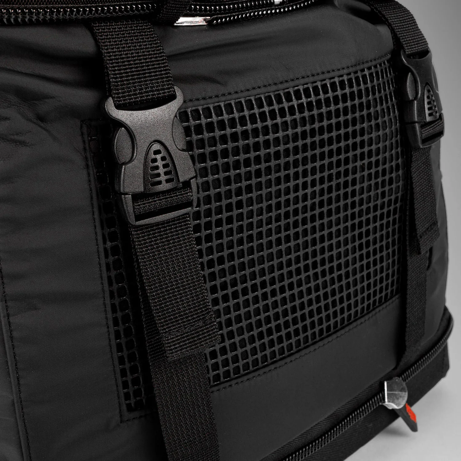 Venum Challenger Xtrem Evo BackPack - Schwarz/Rot - Image 10
