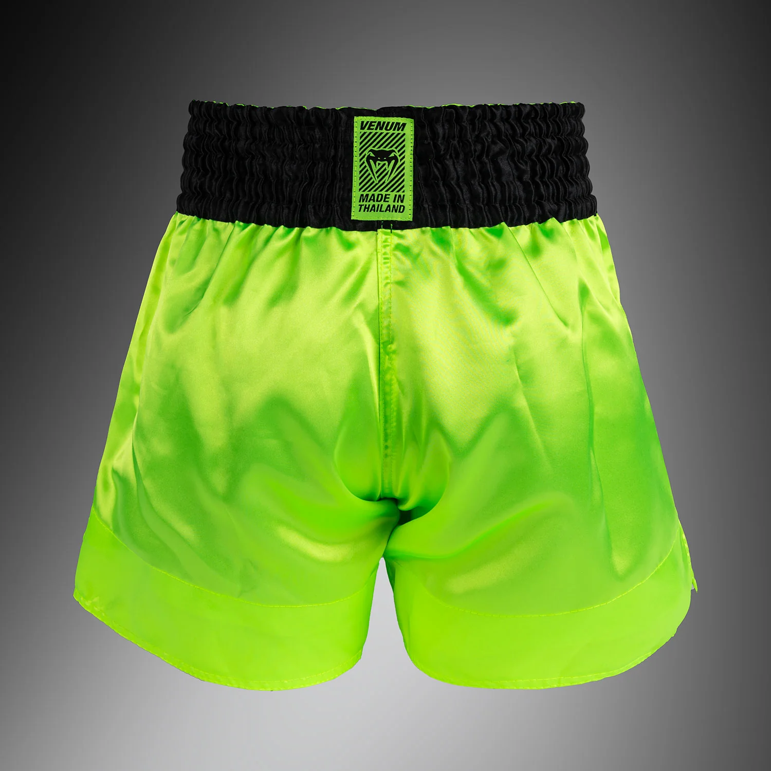 Venum Classic Evo Muay Thai Shorts – NeonGelb/Schwarz - Image 4