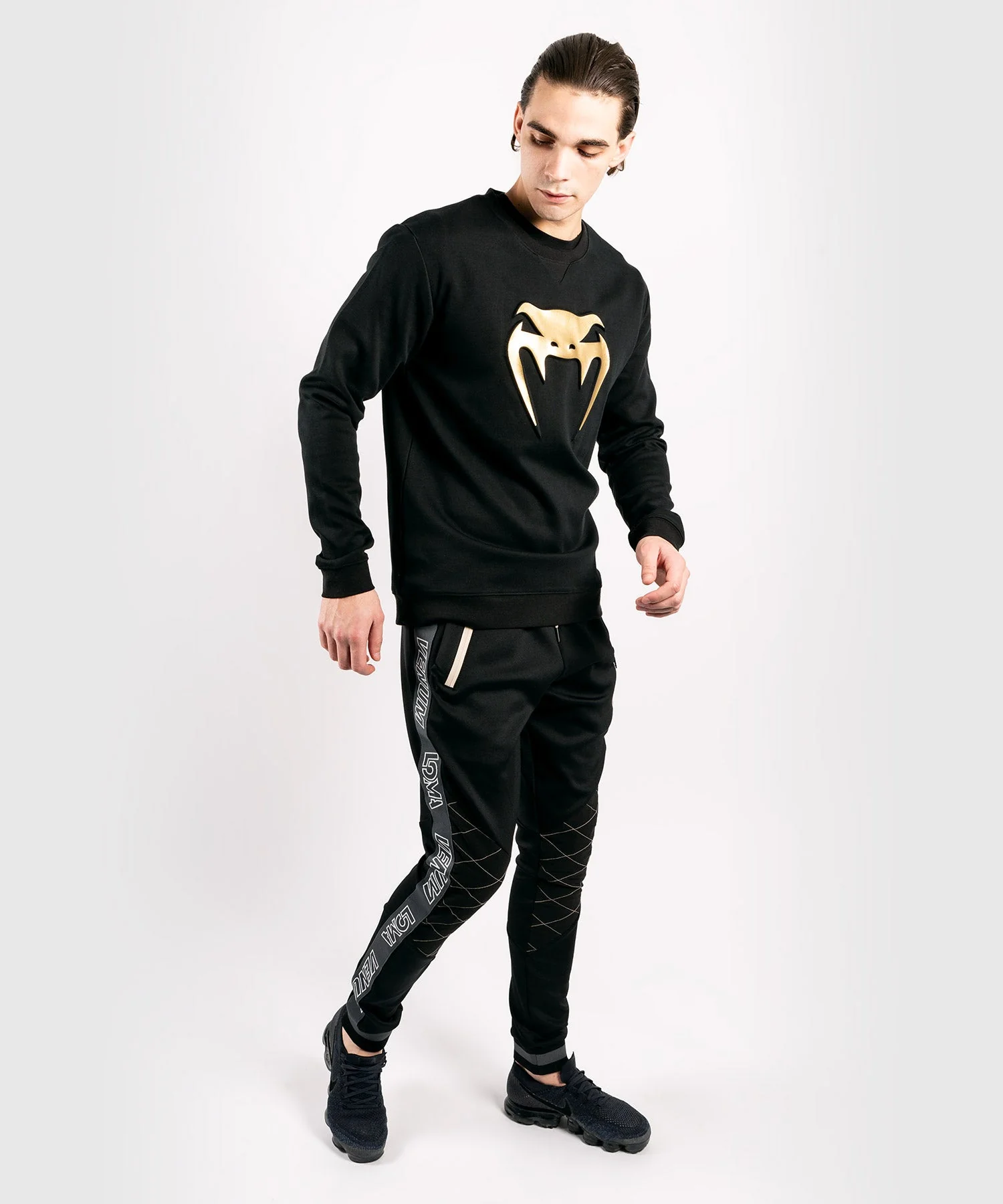 Venum Classic Kapuzenpulli - Schwarz/Gold - Image 6