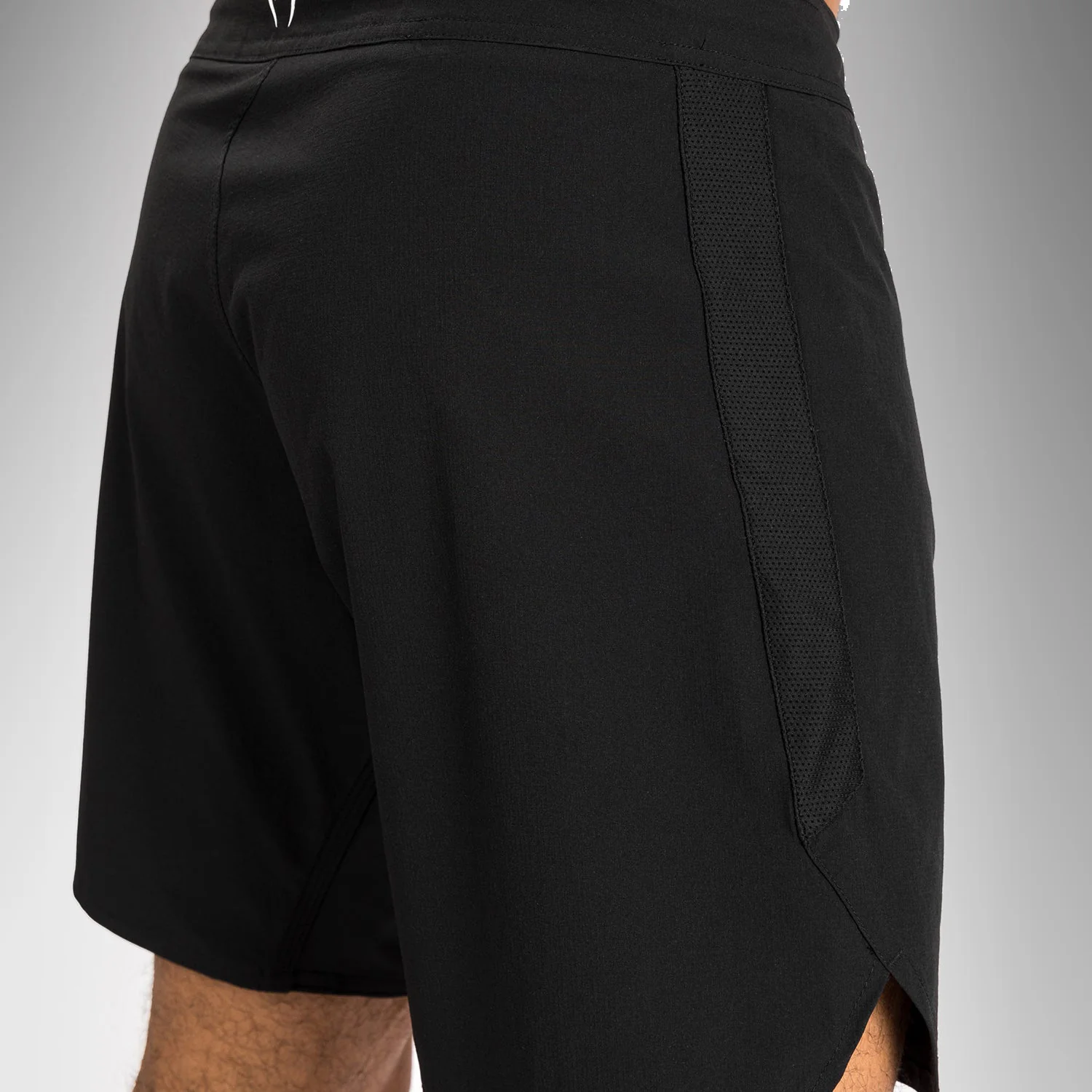 Venum Contender Fight Shorts für Männer - Schwarz/Weiß - Image 7
