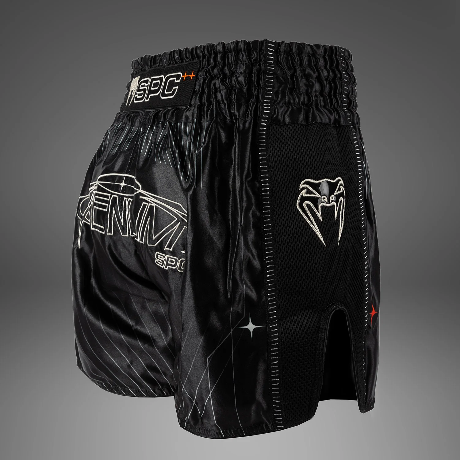 Venum Eclipse Muay Thai Shorts – Schwarz/Ivory - Image 2