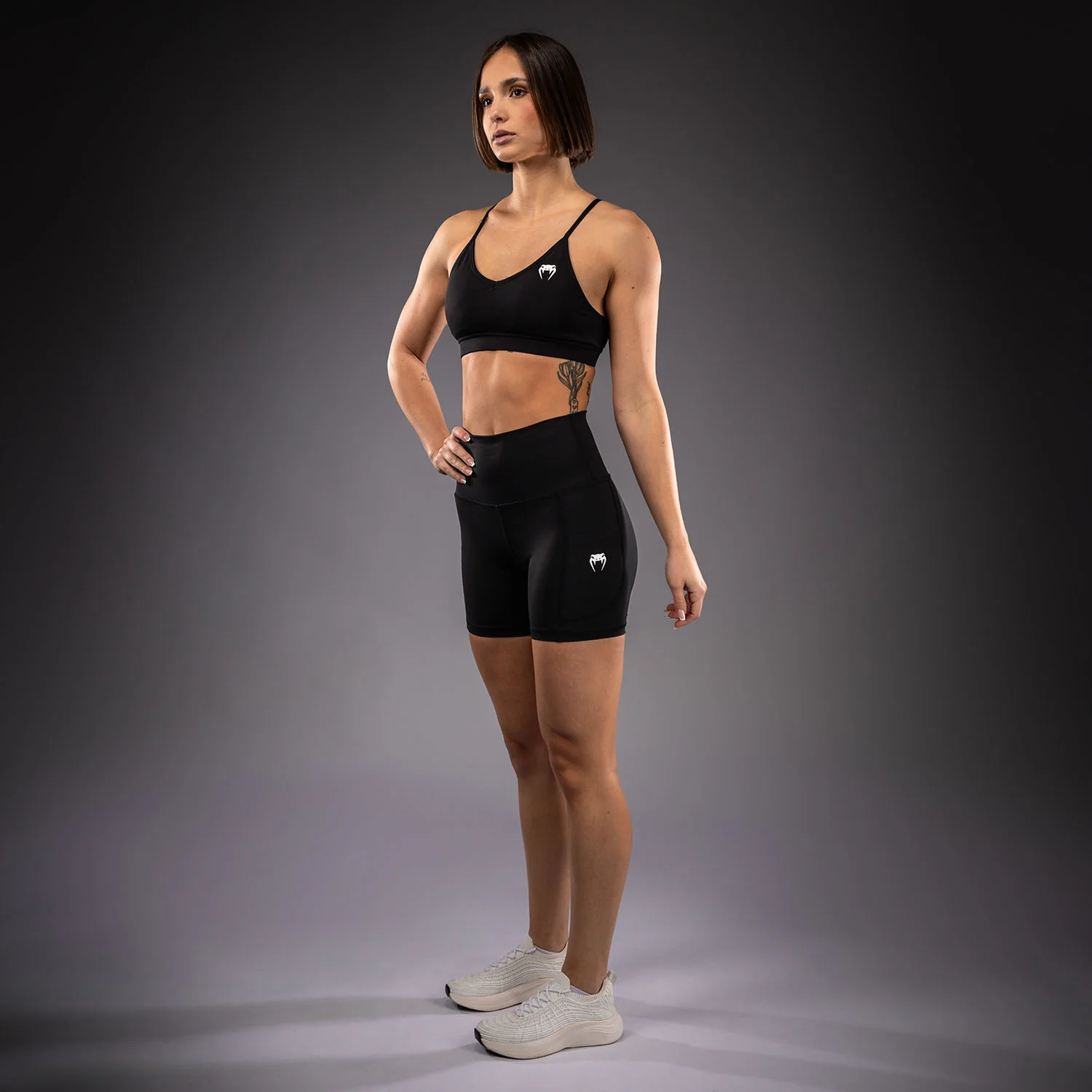 Venum Essential Bike Shorts - Schwarz - Image 7