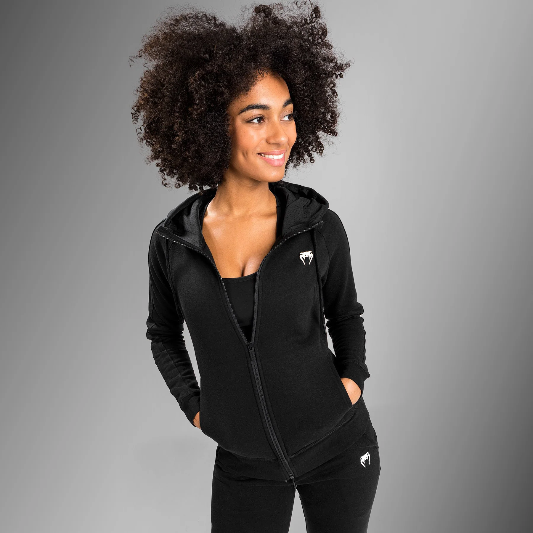 Venum Essential Hoodie - Schwarz - Image 2