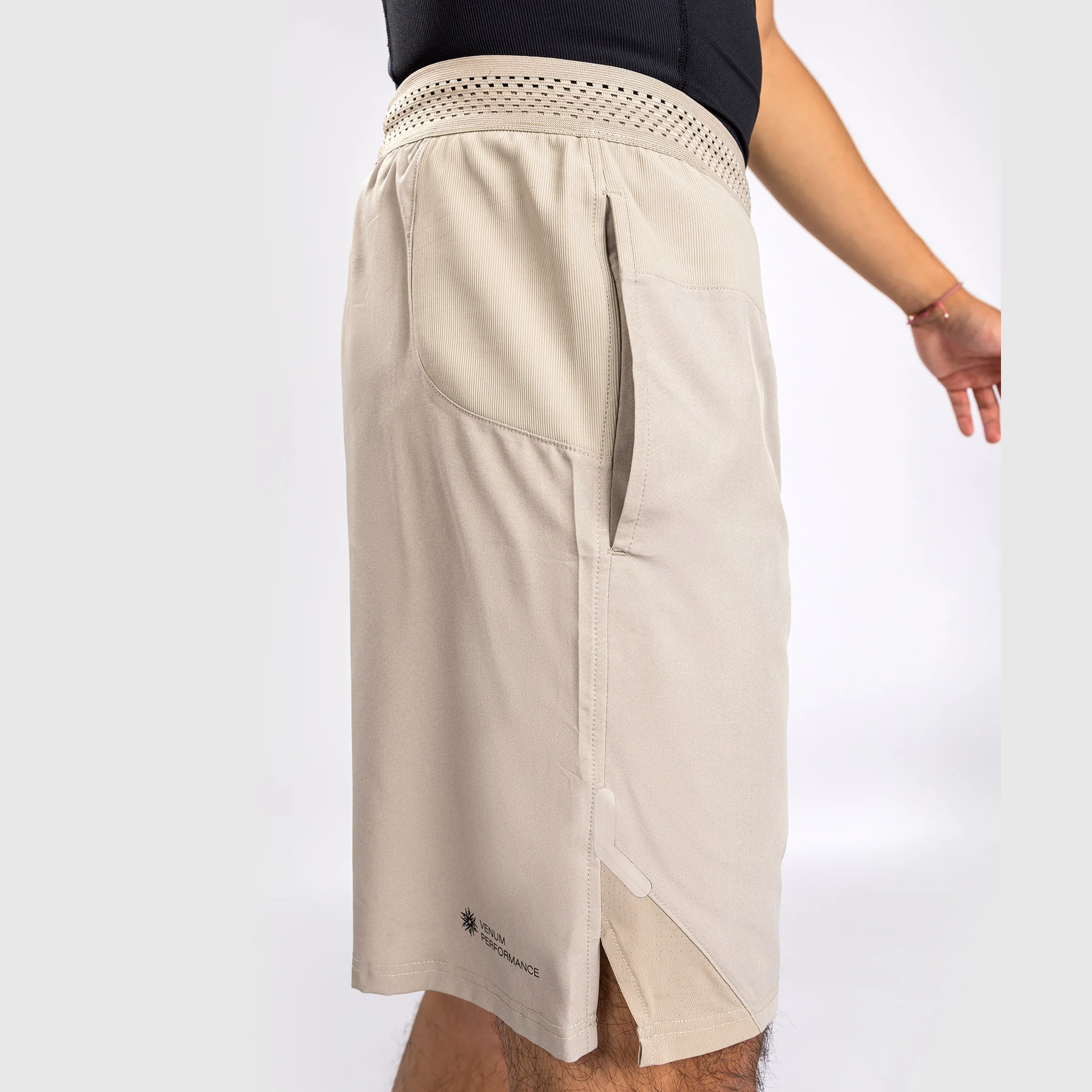 Venum G-Fit Air Trainingsshorts – Sand - Image 6