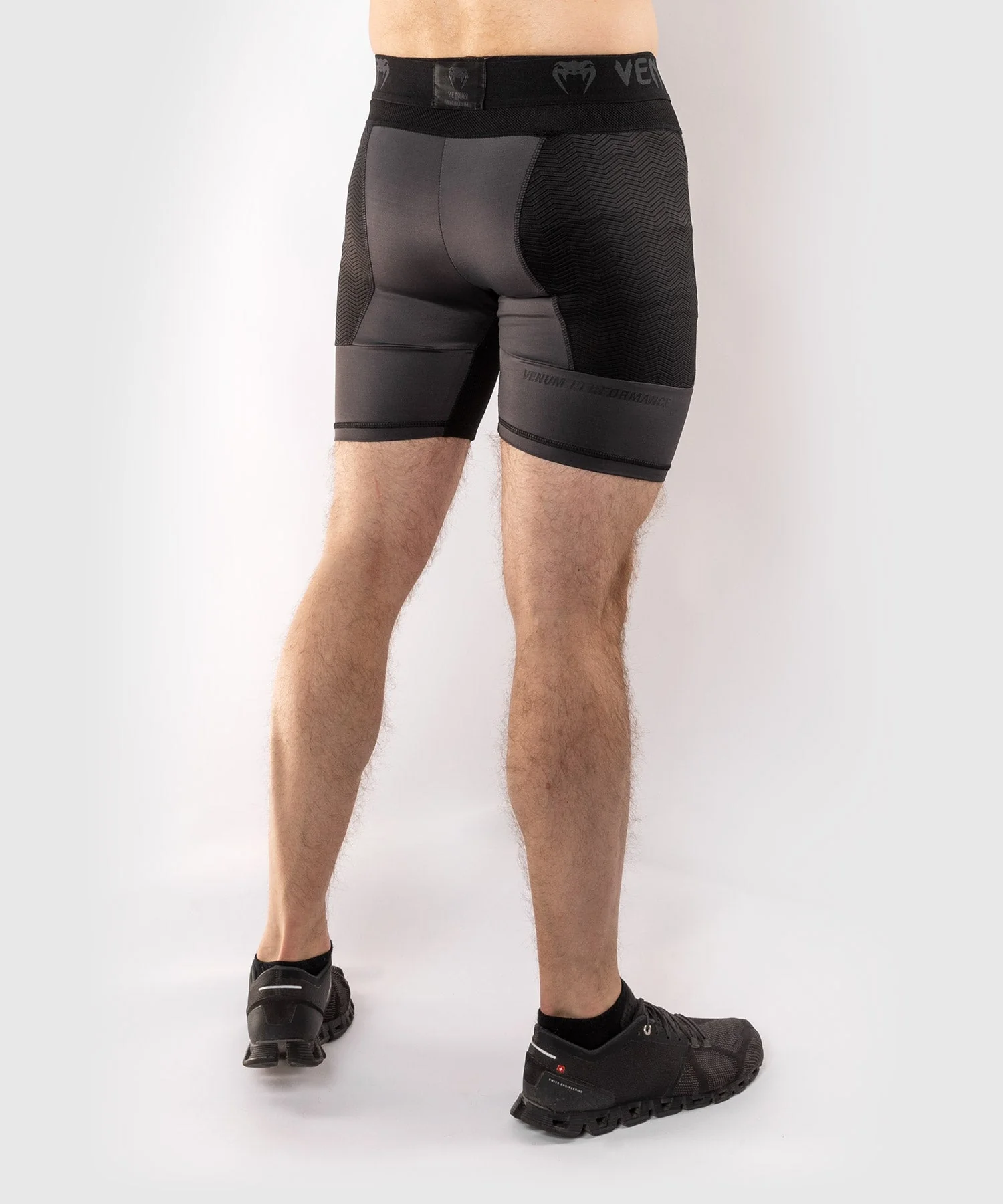 Venum G-Fit Kompressions-Shorts - Grau/Schwarz - Image 4