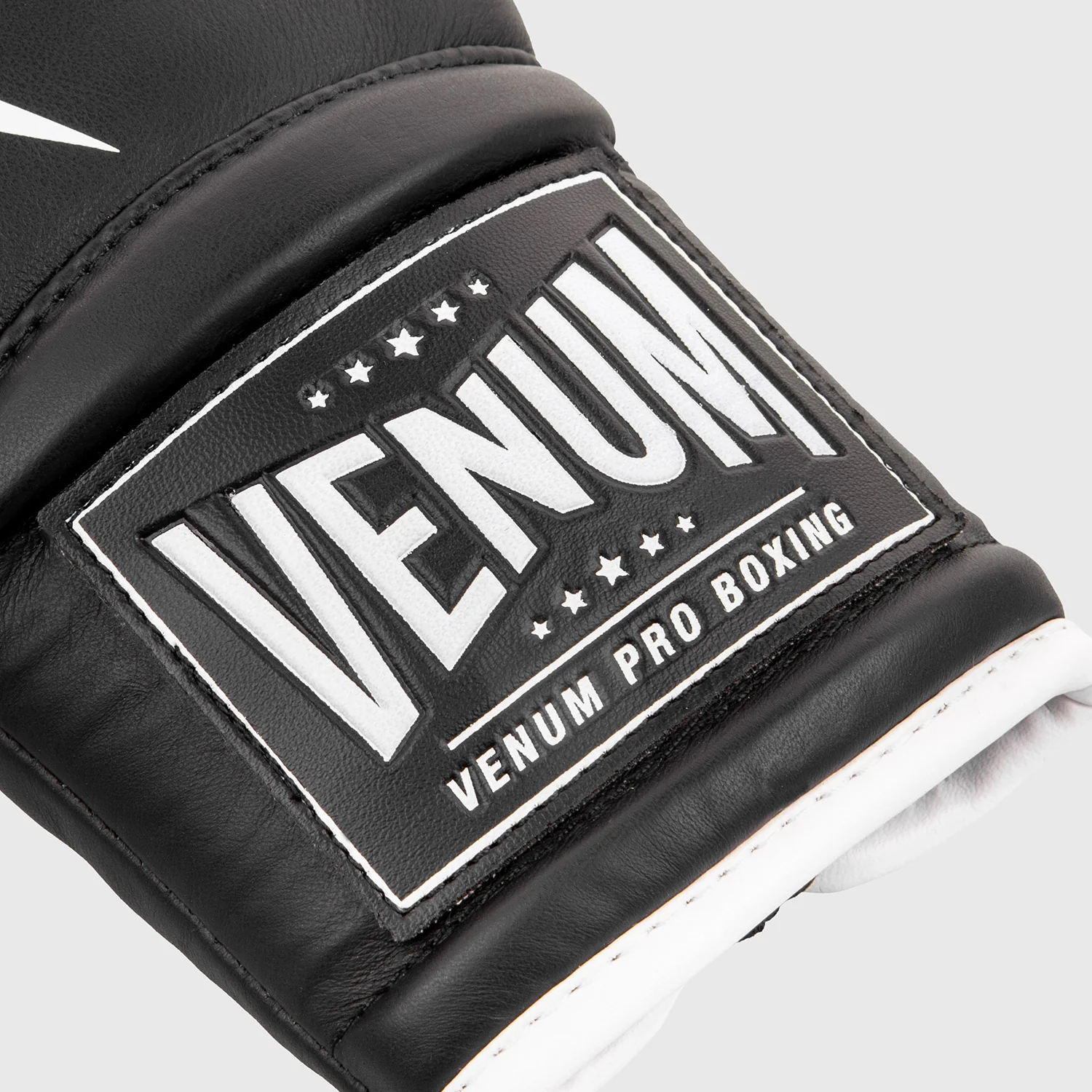 Venum Giant 2.0 professionelle Boxhandschuhe - MIT SCHNÜRUNG - Image 3
