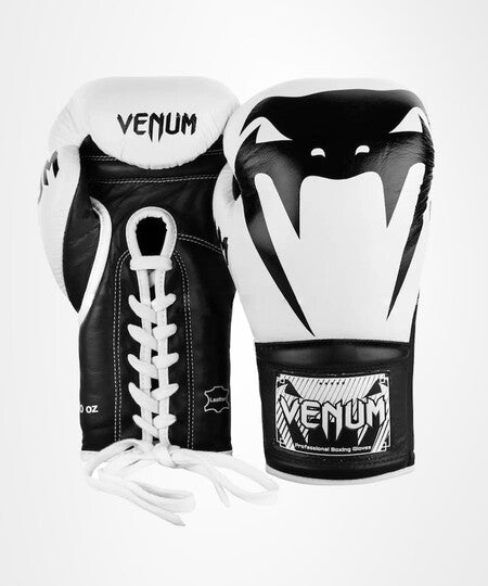 Venum Giant 2.0 professionelle Boxhandschuhe - MIT SCHNÜRUNG - Weiß/Schwarz - Image 2