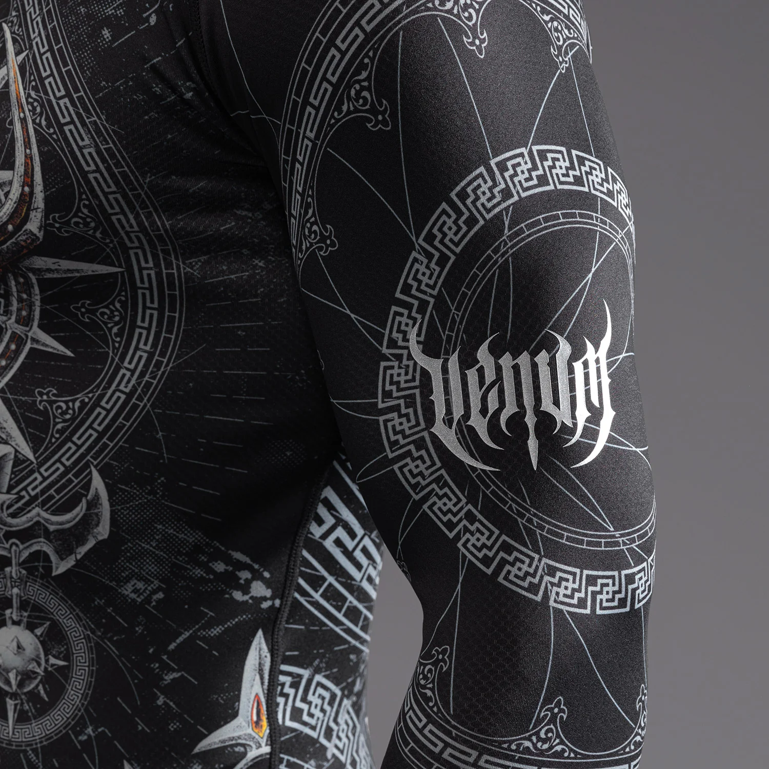 Venum Gladiator 5.0 Herren Langarm Rashguard - Schwarz/Silber - Image 6