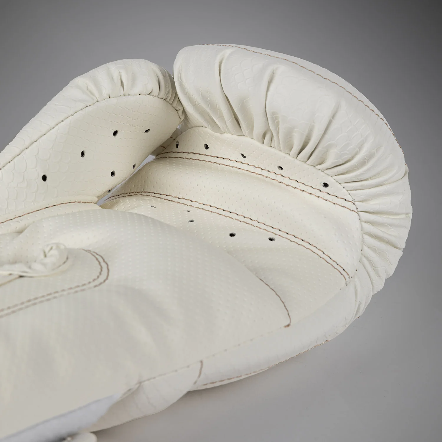 Venum Impact Evo Scales Boxhandschuhe – Elfenbein - Image 6