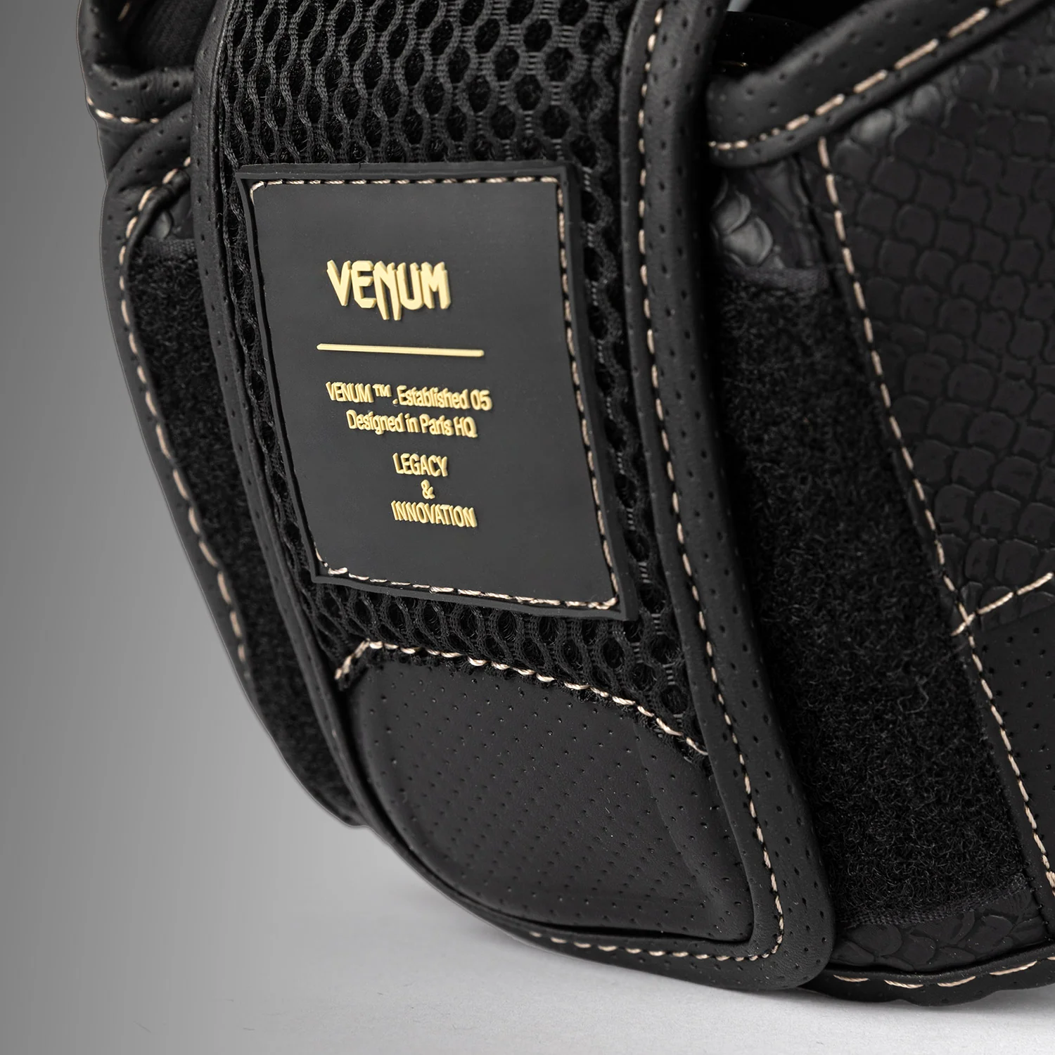 Venum Impact Evo Scales Kopfschutz – Schwarz - Image 5