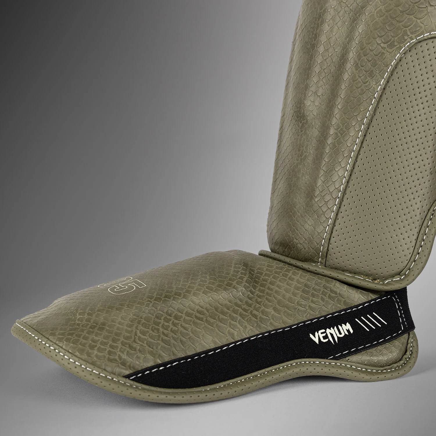 Venum Impact Evo Scales Schienbeinschoner – Army Green - Image 4
