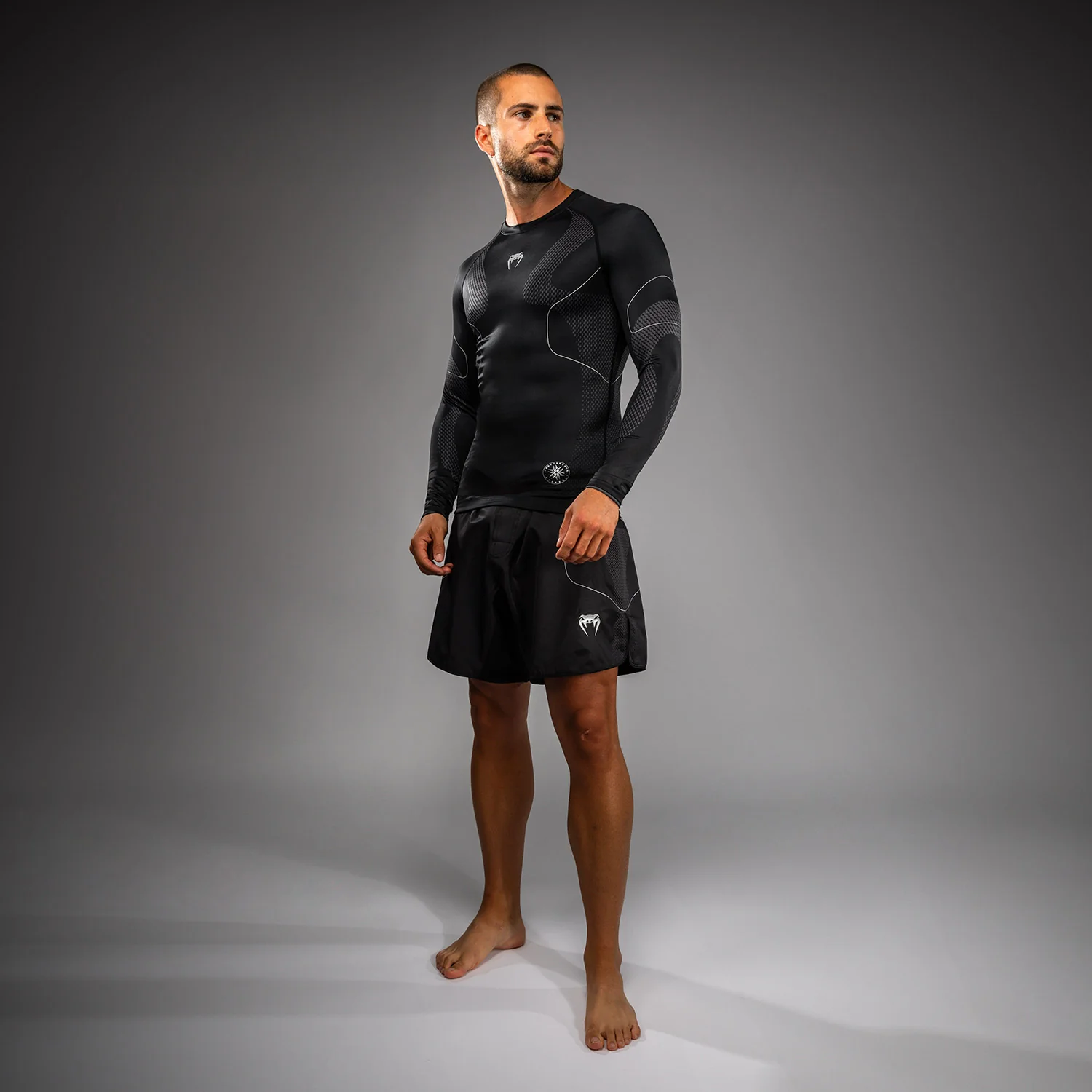 Venum Nexus Langarm Rashguard – Schwarz/Silber - Image 6
