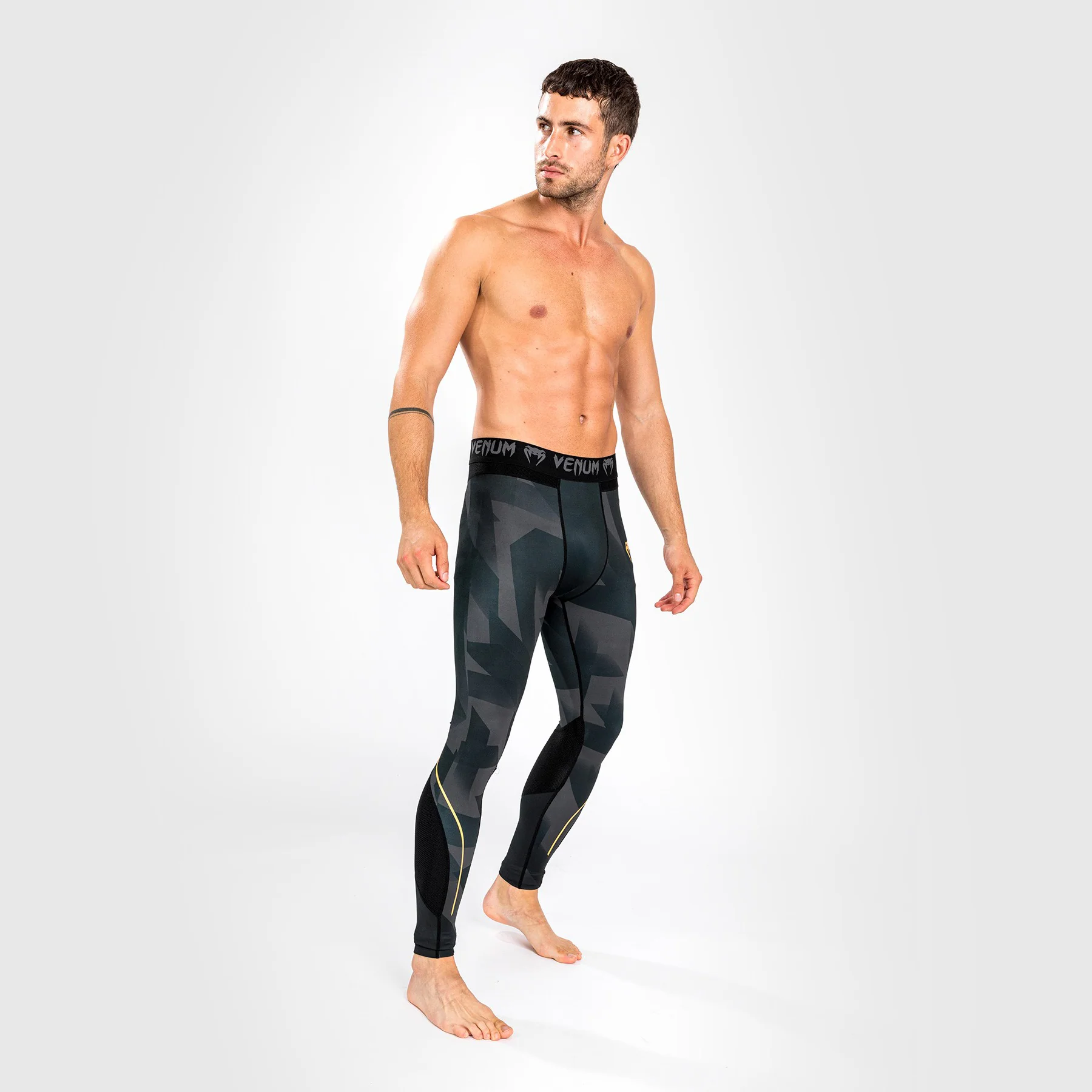 Venum Razor Kompressionshose - Schwarz/Gold - Image 4