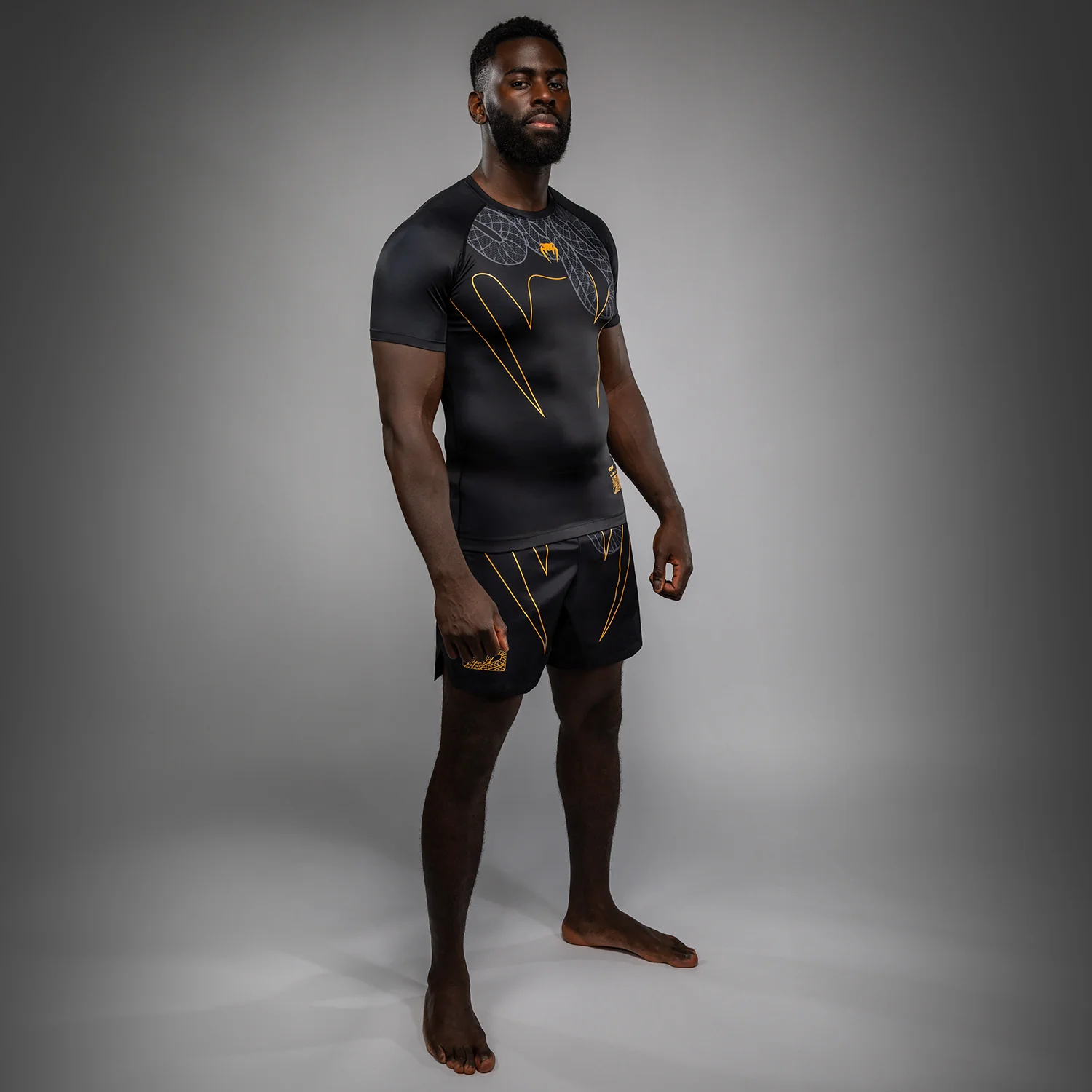 Venum Serpenti Kurzarm Rashguard – Schwarz/Silber/Gold - Image 4