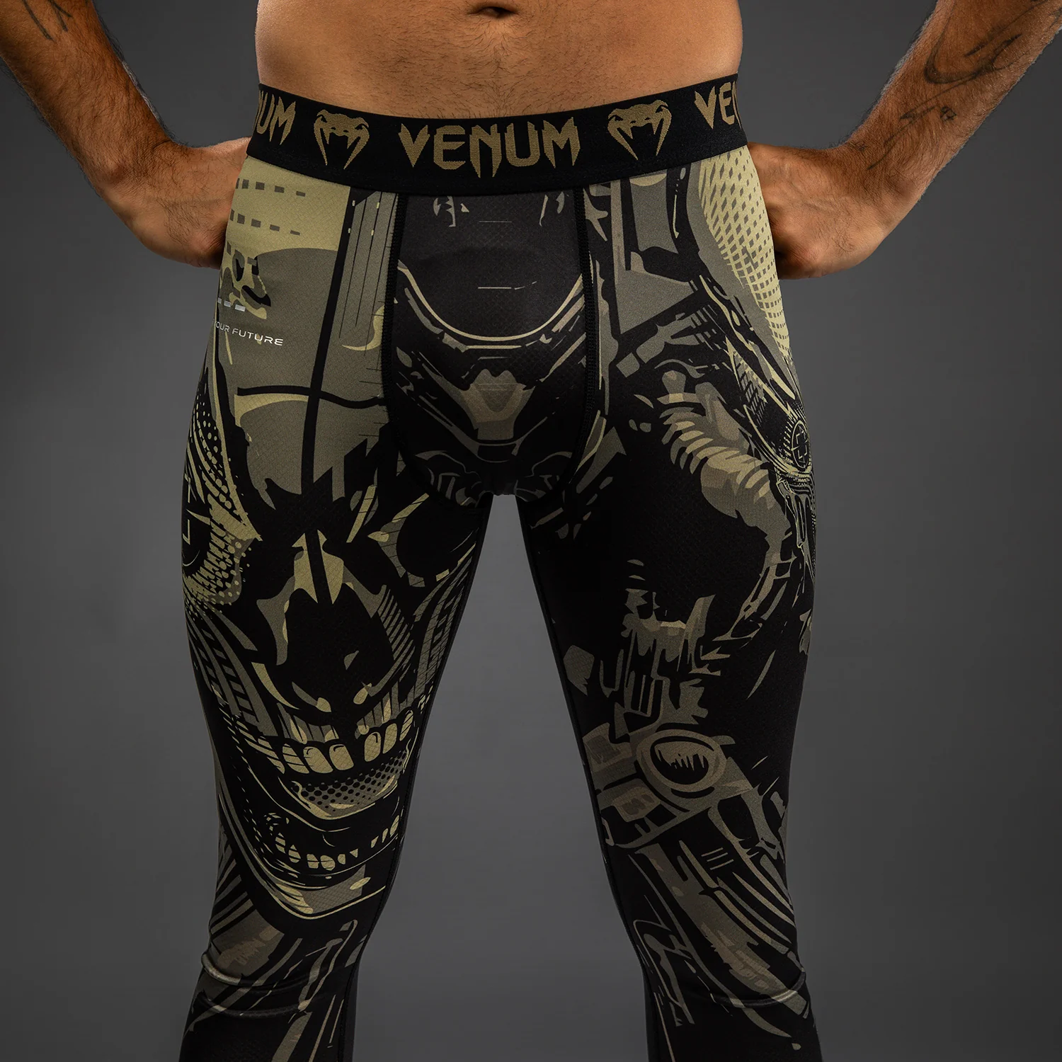 Venum Invader Spats - Schwarz/Sand - Image 9
