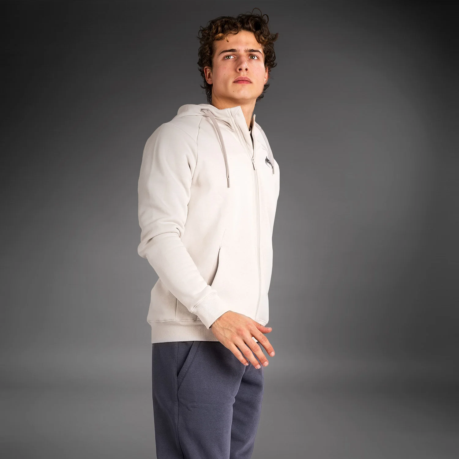 Venum Strikeland Kapuzenpullover mit Reißverschluss - Greige - Image 5