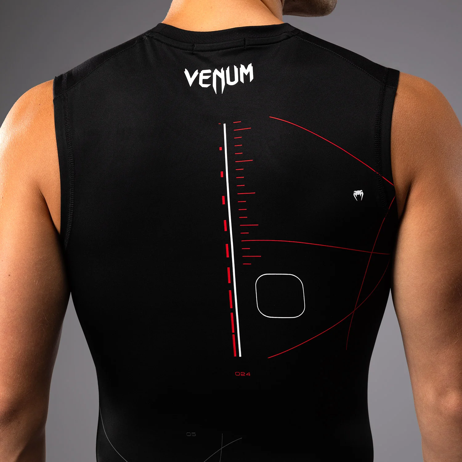 Venum Tactical XT Herren Rashguard ohne Ärmel - Schwarz/Feuerrot - Image 6