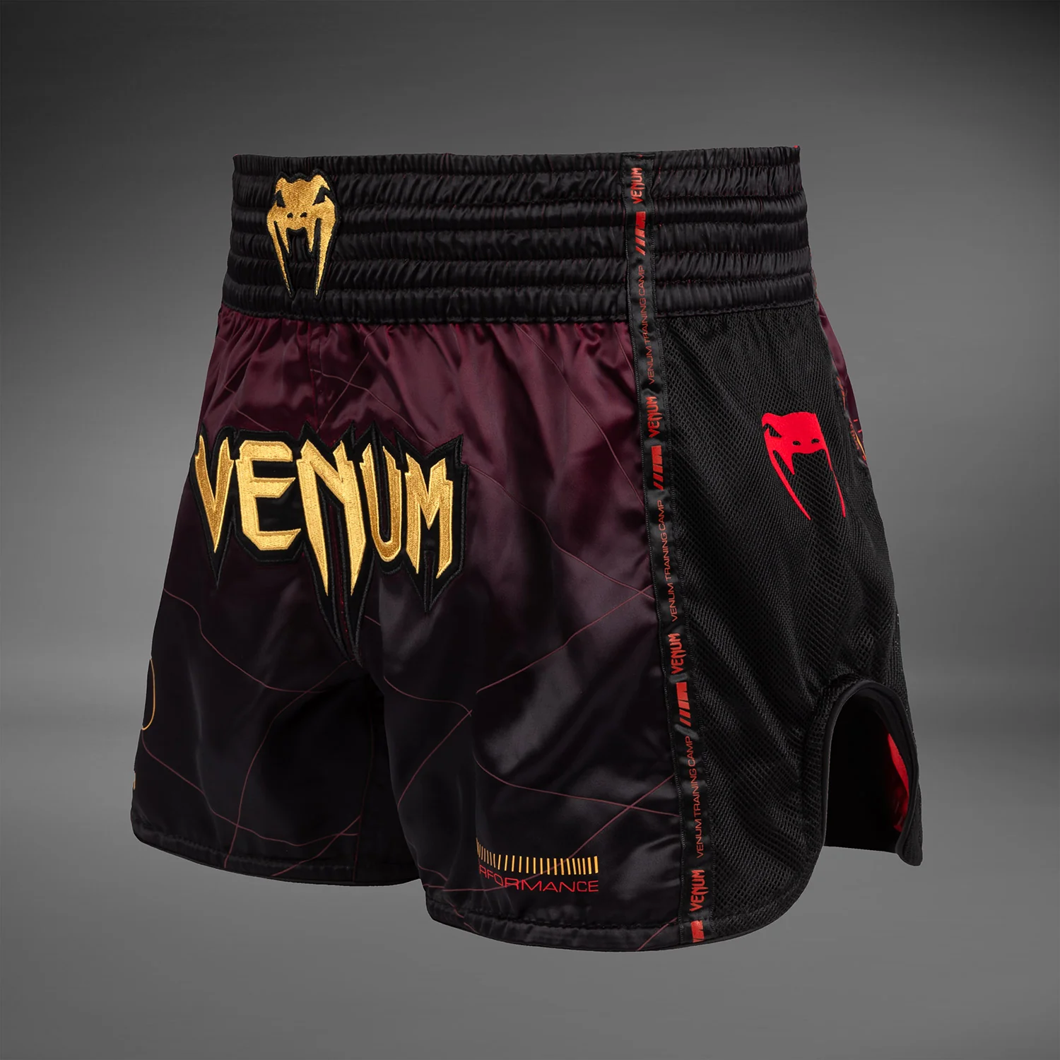 Venum Tactical XT  Muay Thai Shorts - Schwarz/Burgund/Gold - Image 2