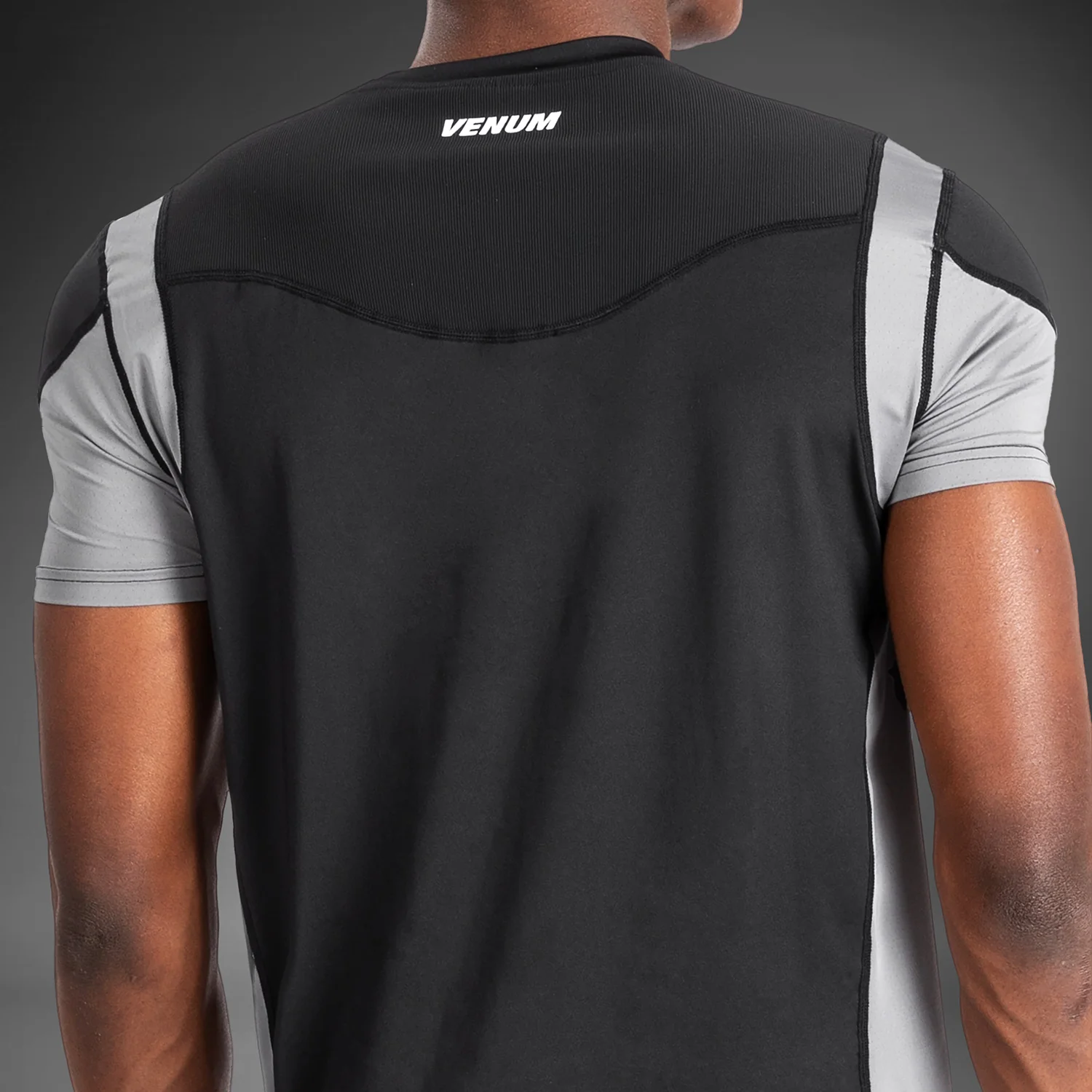 Venum Tempest Herren Dry-Tech T-Shirt - Schwarz/Grau - Image 4