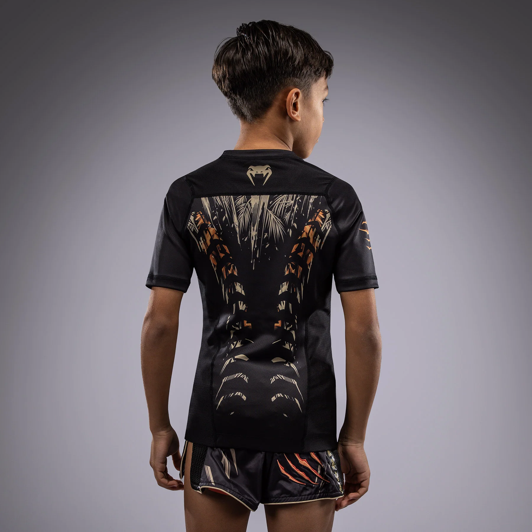 Venum Tiger Kinder Kurzarm Rashguard - Schwarz/Neon Orange - Image 3