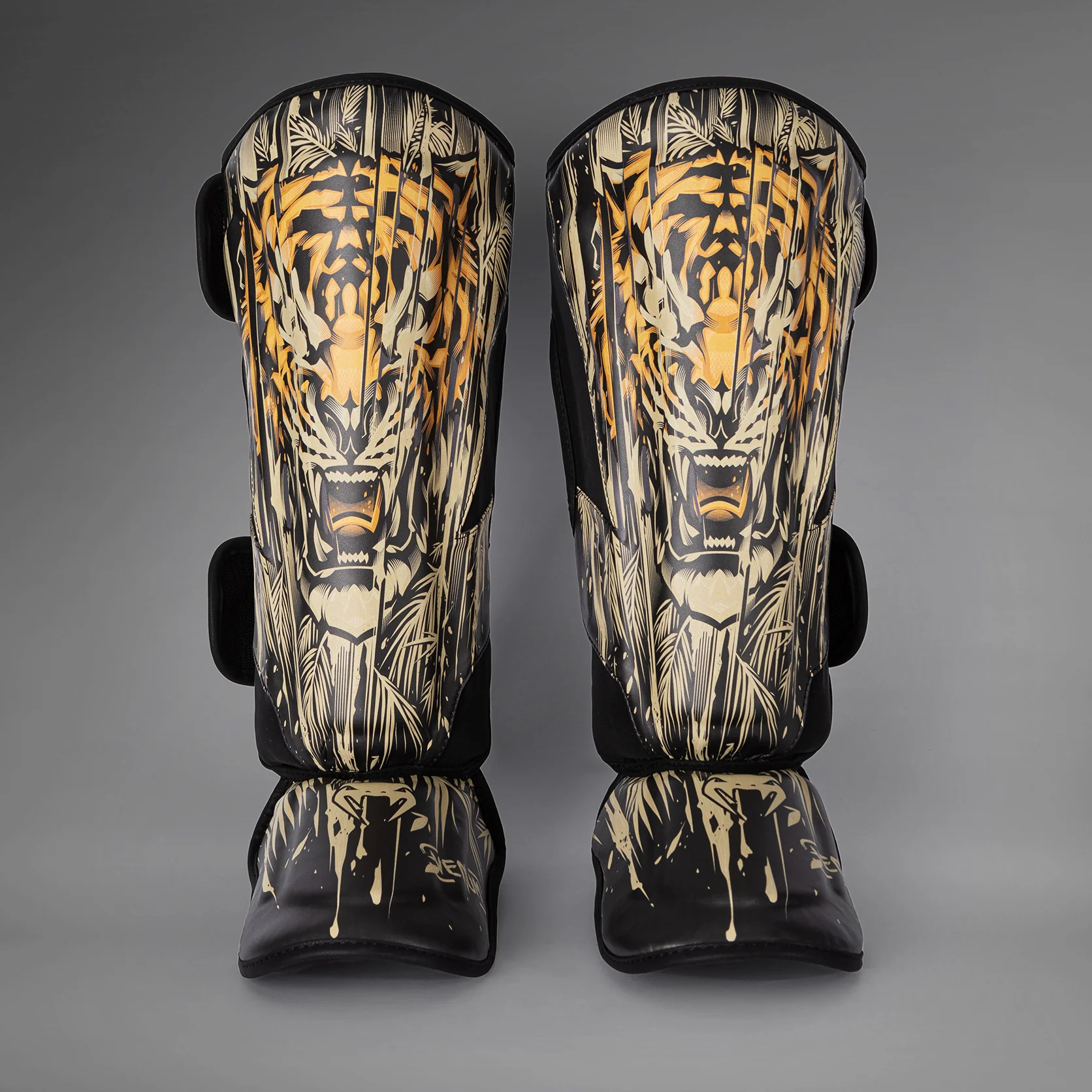 Venum Tiger Schienbeinschoner - Schwarz/Neon Orange - Image 2