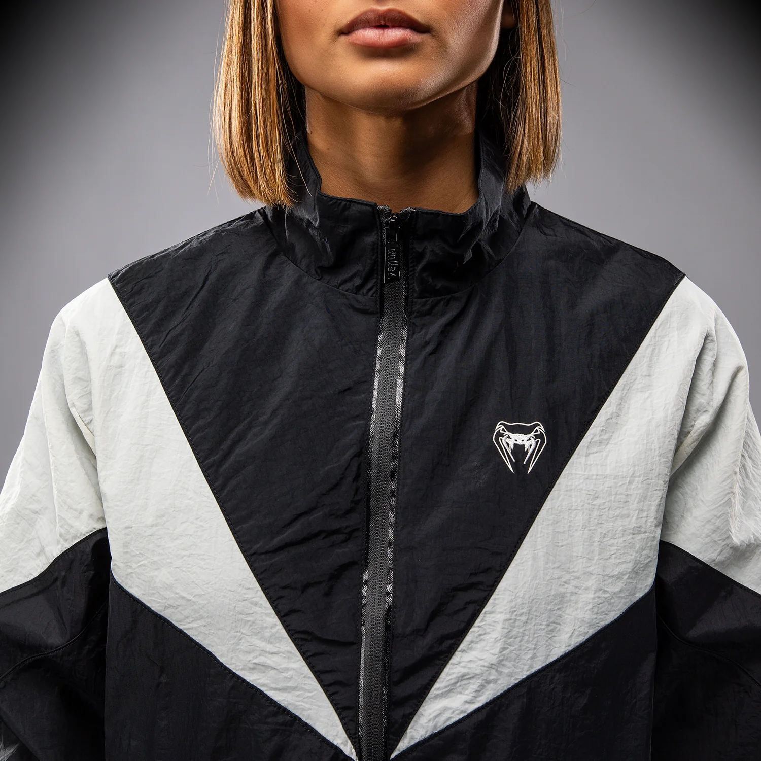 Venum Vectra Damen Trackjacke - Schwarz/Weiß - Image 5