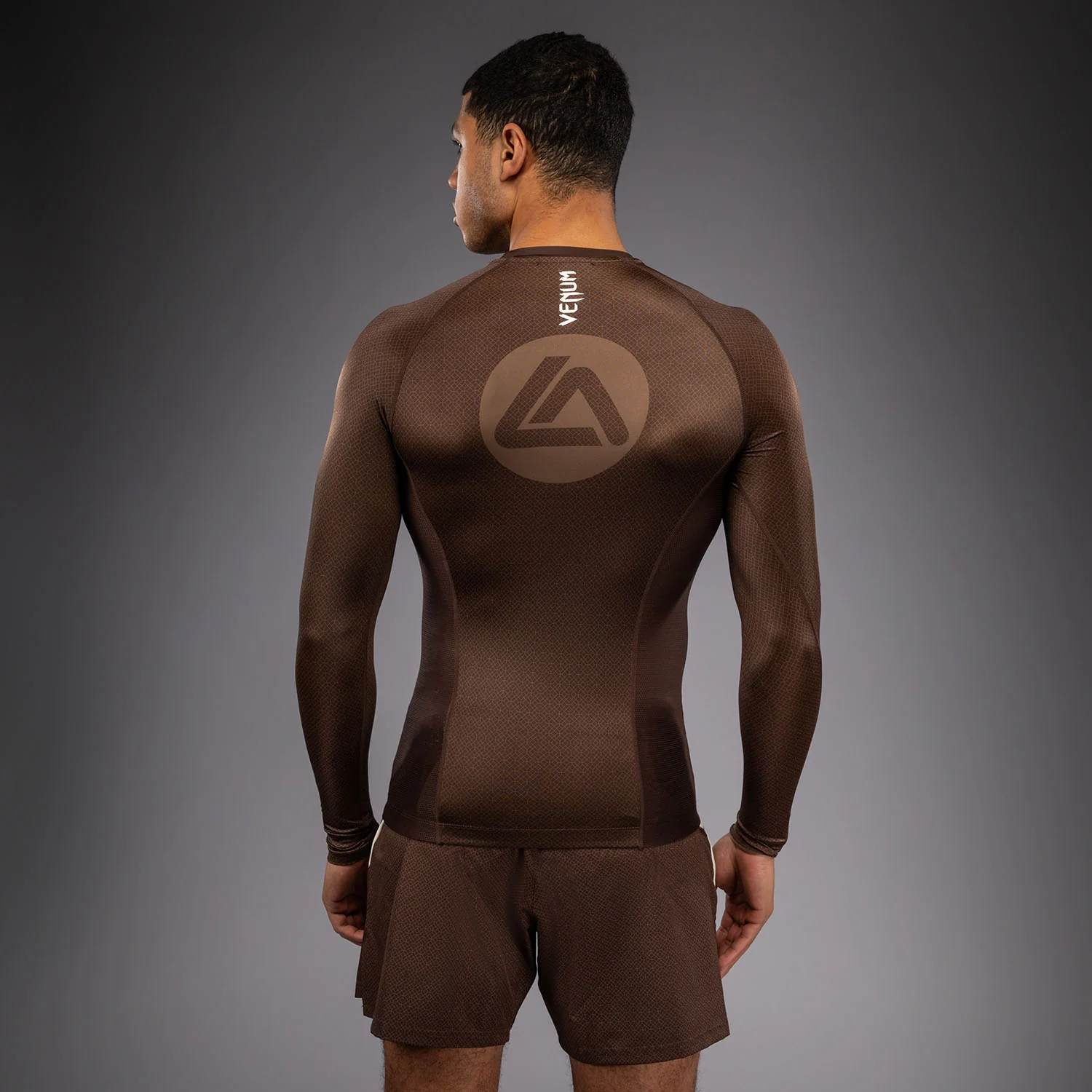 Venum x Roger Gracie Academy Langarm Rashguard - Dunkelbraun - Image 3